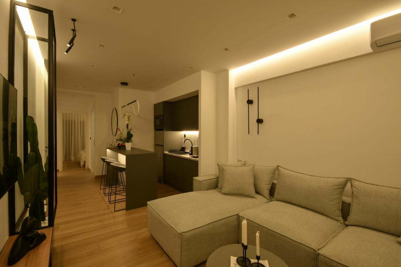 Luxury Downtown Apartment C2 Szaloniki Kültér fotó